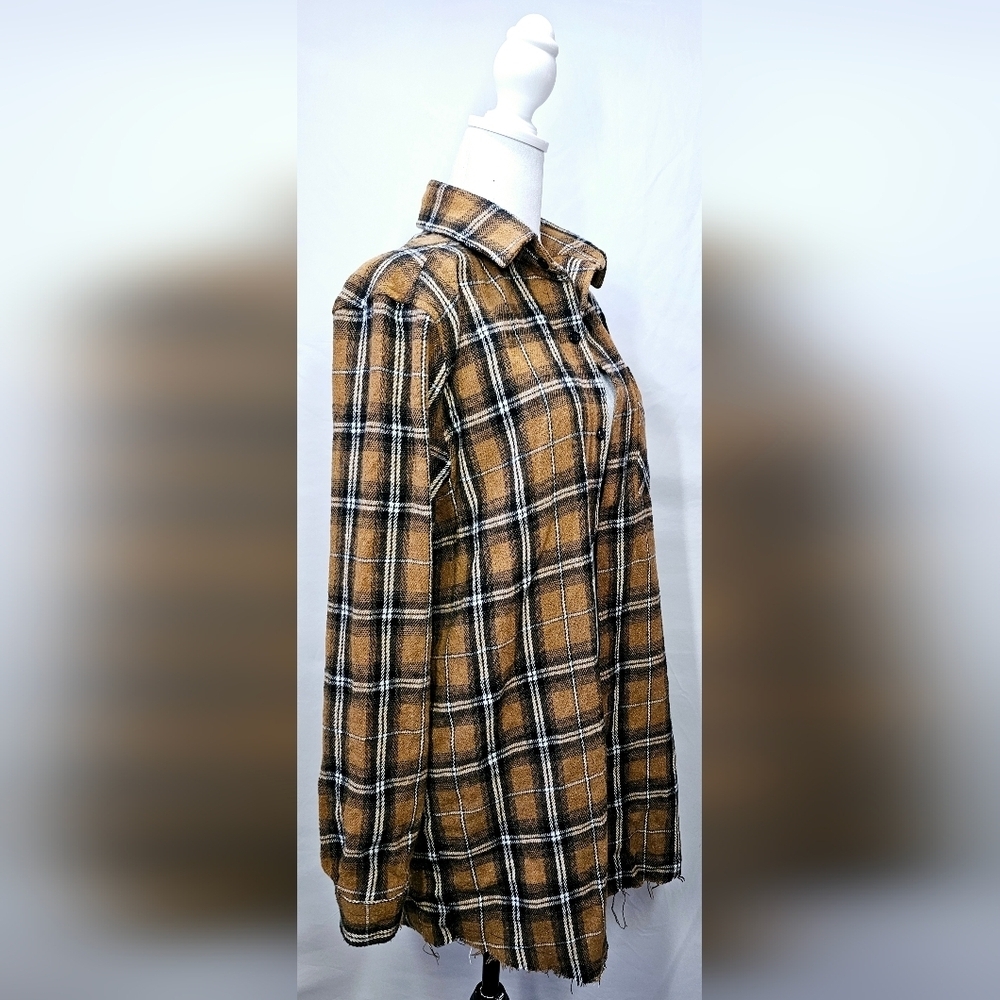 Small Men Brown Plaid Flannel Overshirt - Picture 4 of 7